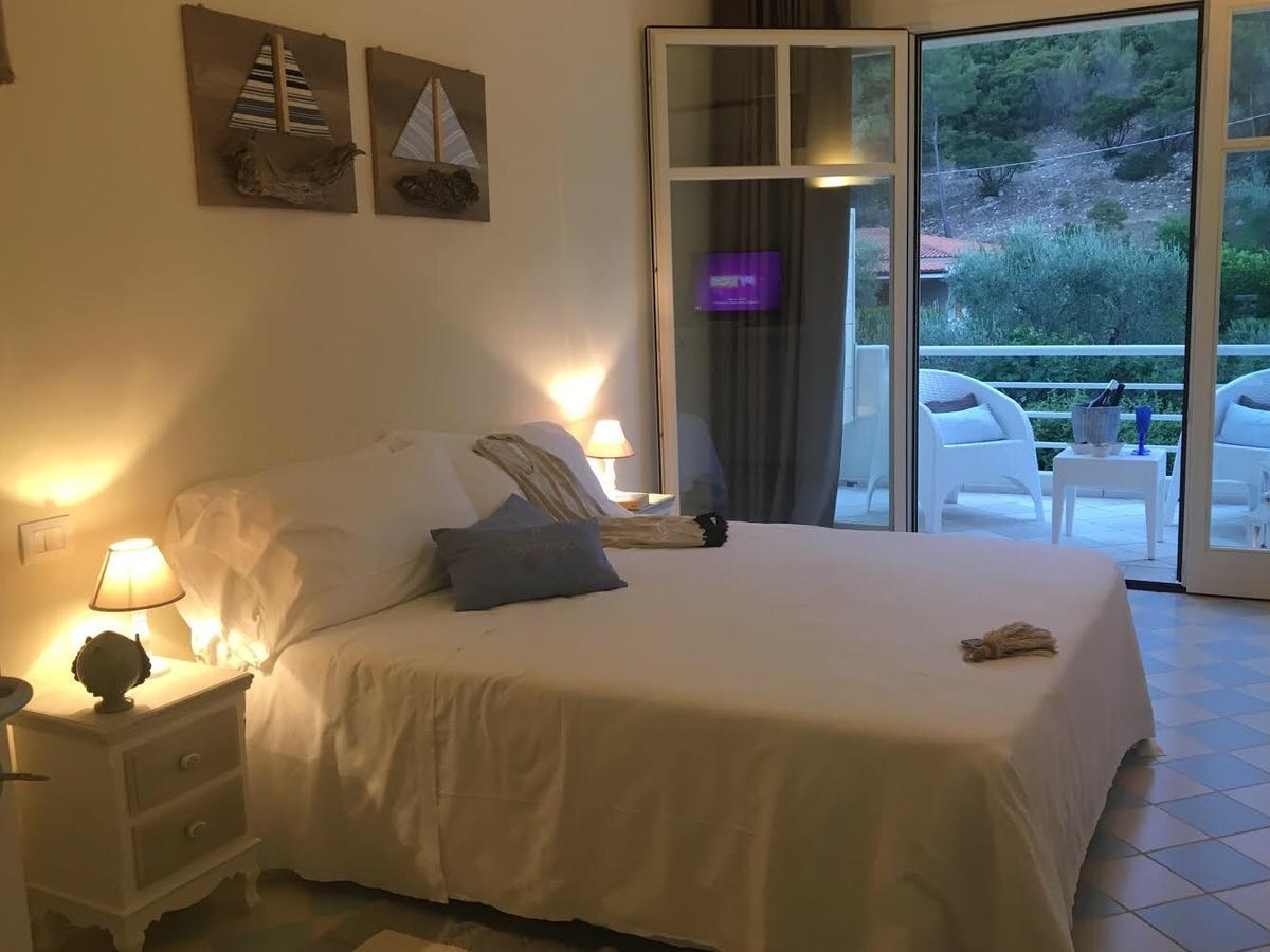 Baia Dei Mergoli Hotel Маттіната Екстер'єр фото